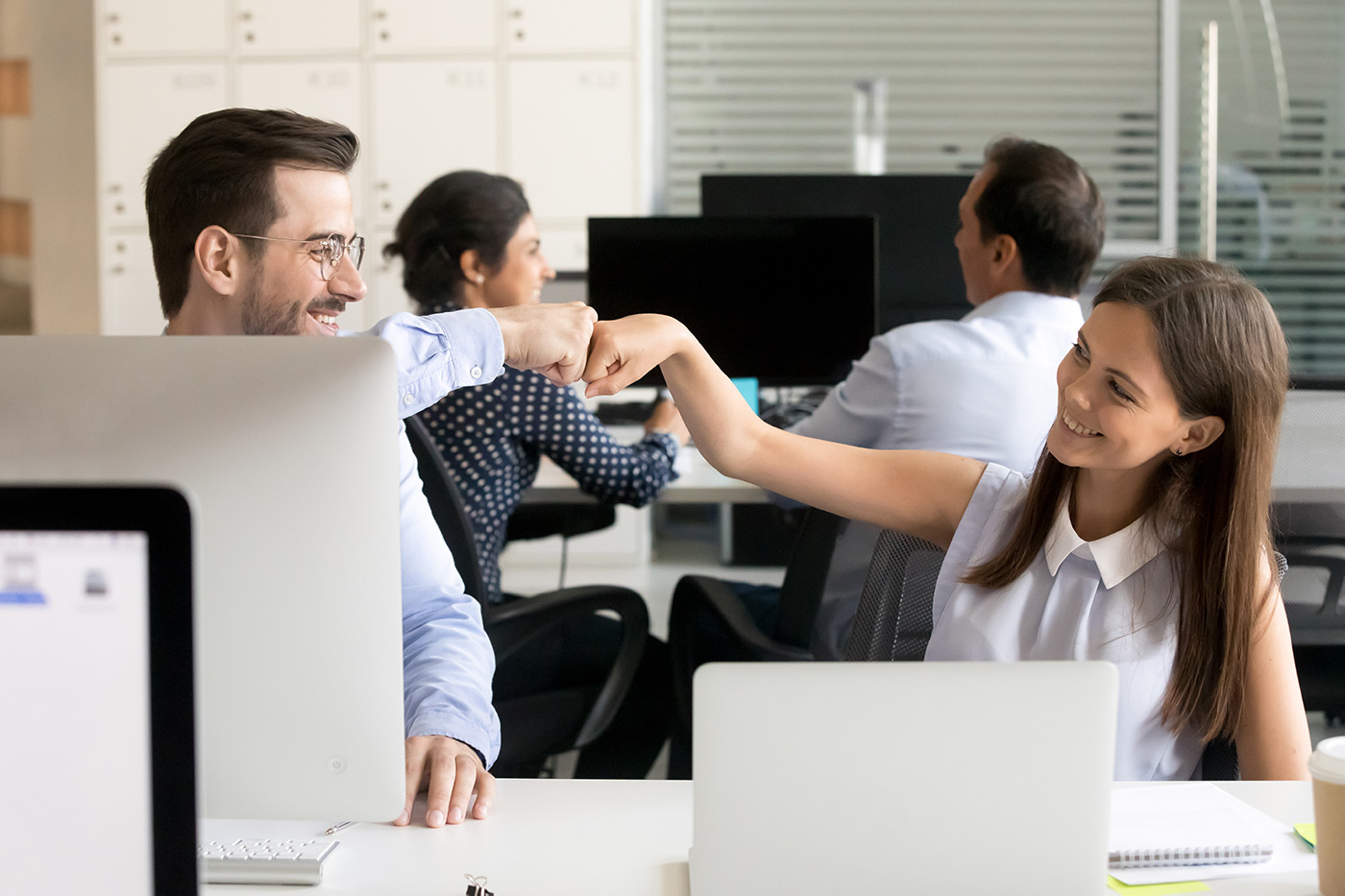 3 Maßnahmen, wie Sie eine positive Unternehmenskultur schaffen und gleichzeitig Fehlzeiten in Ihrem Unternehmen reduzieren: